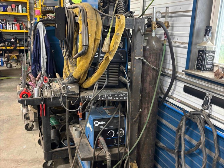 miller-xr-control--welder-image-1