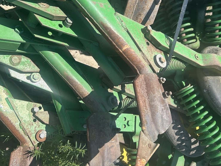 john-deere-36-image-5