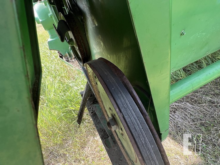 john-deere-222-image-9