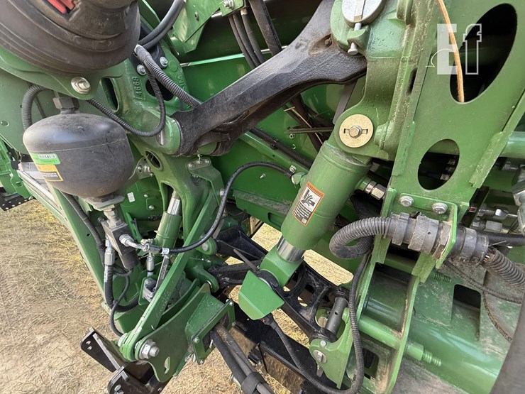2024-john-deere-hd40r-image-33