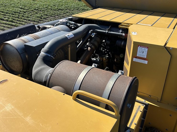 2012-claas-lexion-750tt-image-75