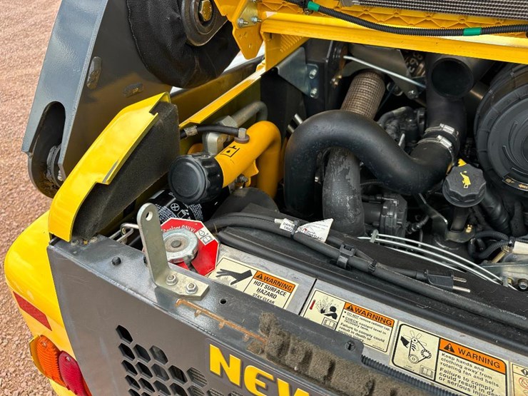 2018-new-holland-l228-image-25