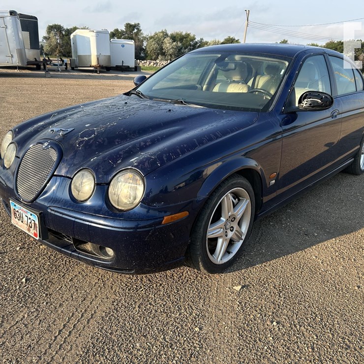 2003 JAGUAR