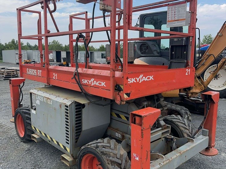 2008-skyjack-sj6826rt-image-4
