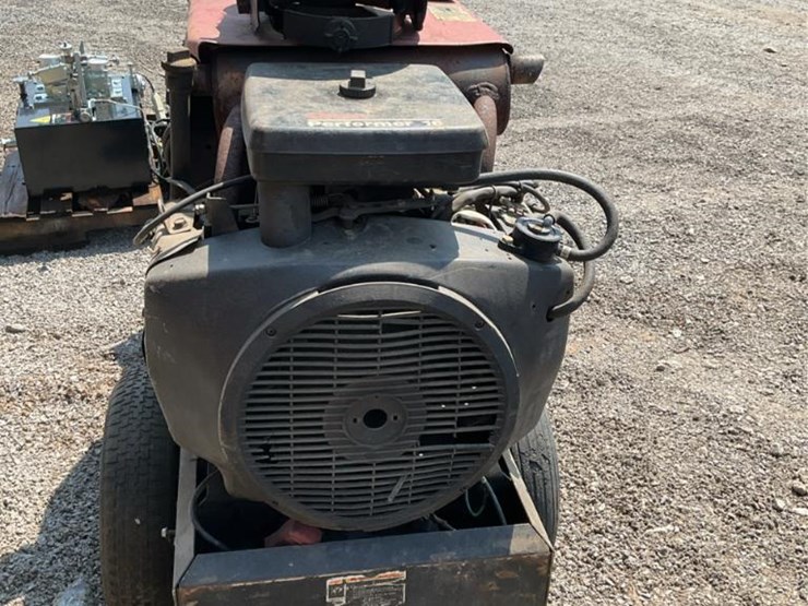 #109a-•-lincoln-electric-portable-welder-image-5