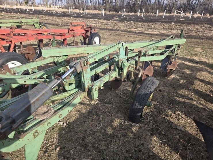 john-deere-5-image-13