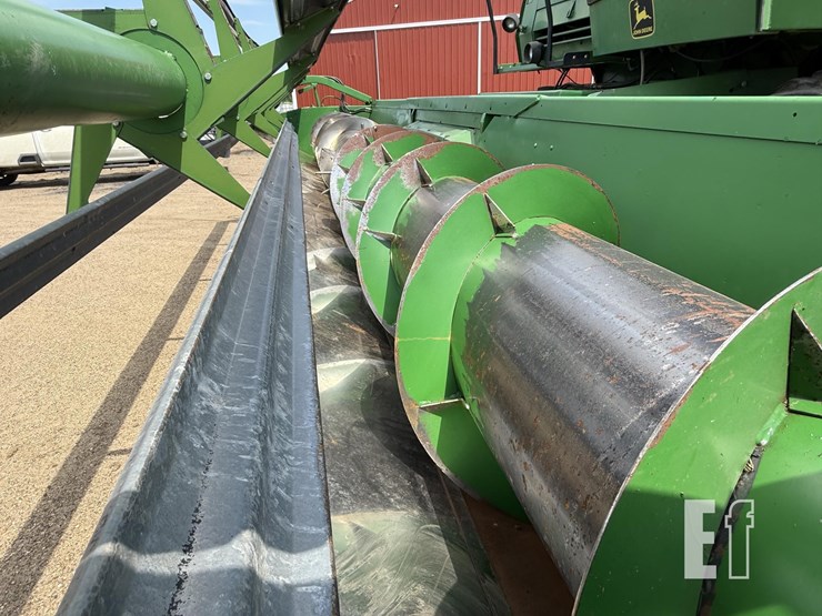 john-deere-924-image-5
