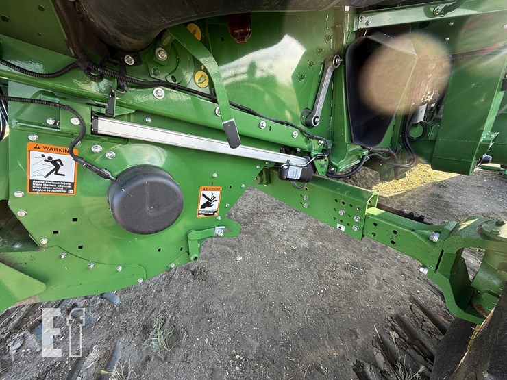 2021-john-deere-s780-image-37