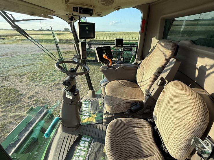 2021-john-deere-s780-image-101