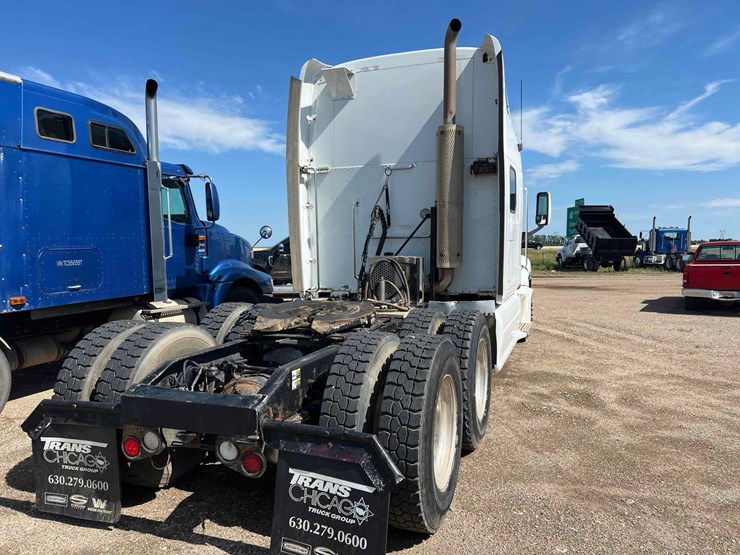 2005-peterbilt-387-image-6