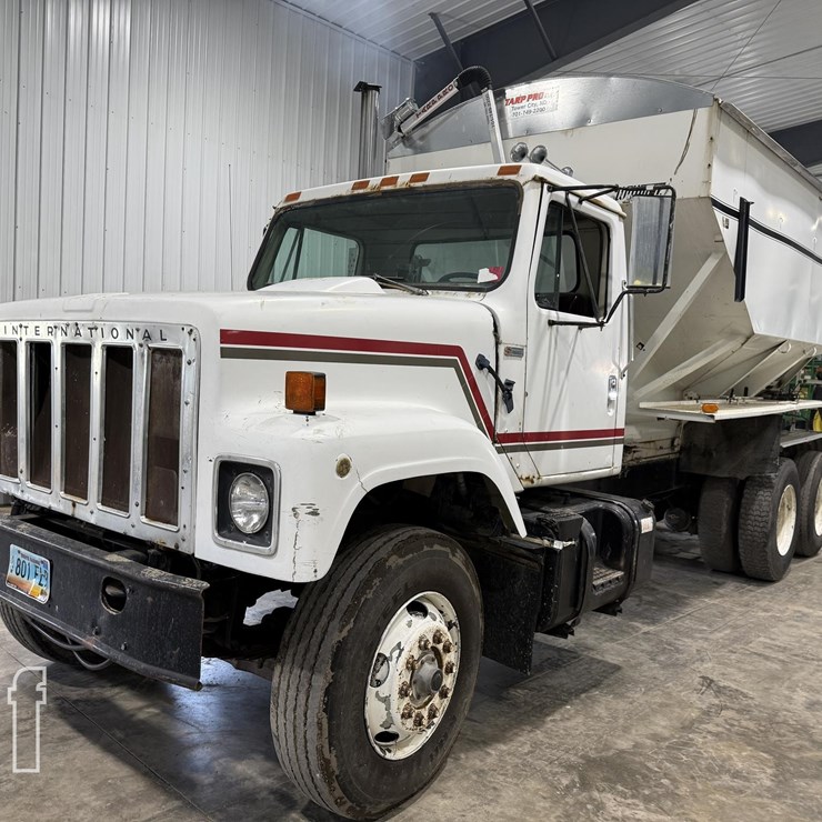 1978 INTERNATIONAL TWIN SCREW 1145