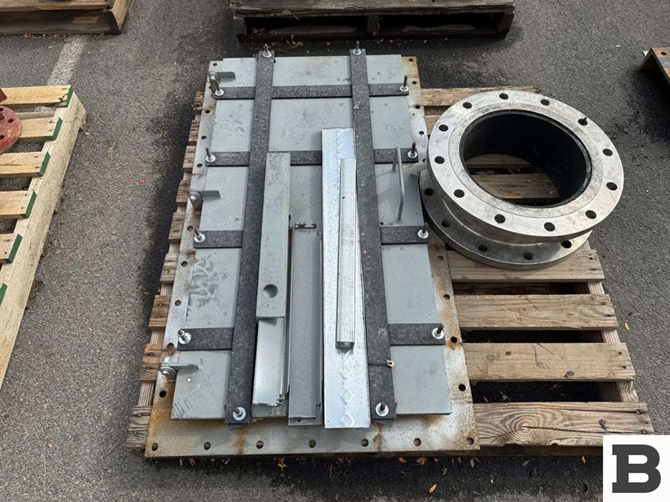 baghouse-door-and-spool-image-3