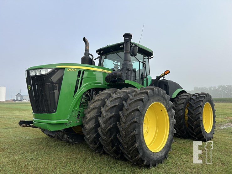 2017-john-deere-9620r-image-1