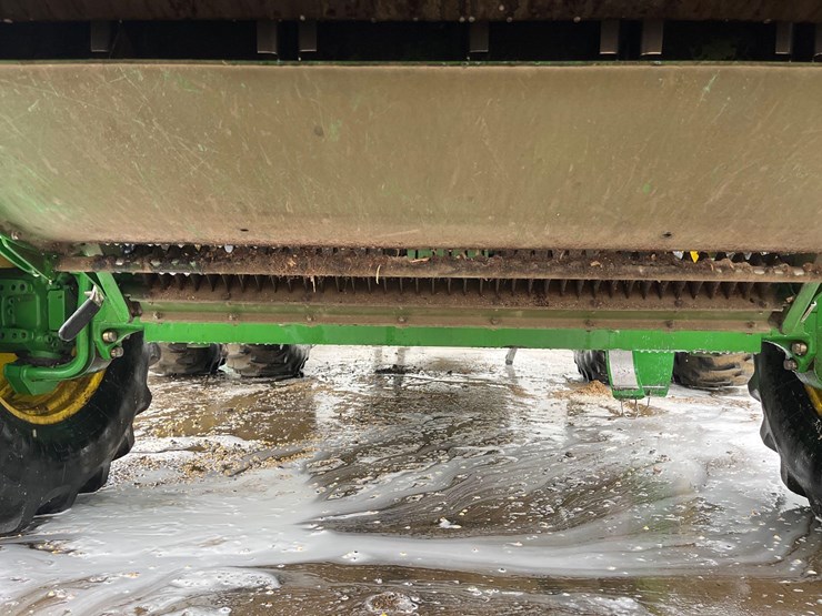 2011-john-deere-9770-sts-image-25