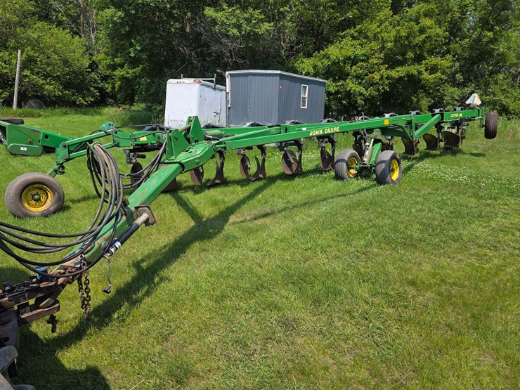 john-deere-3710-image-3