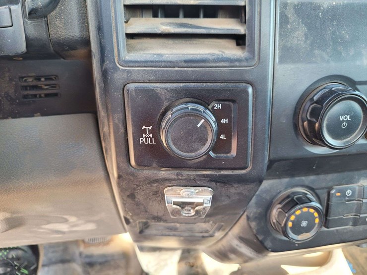 2018-ford-f150-image-14