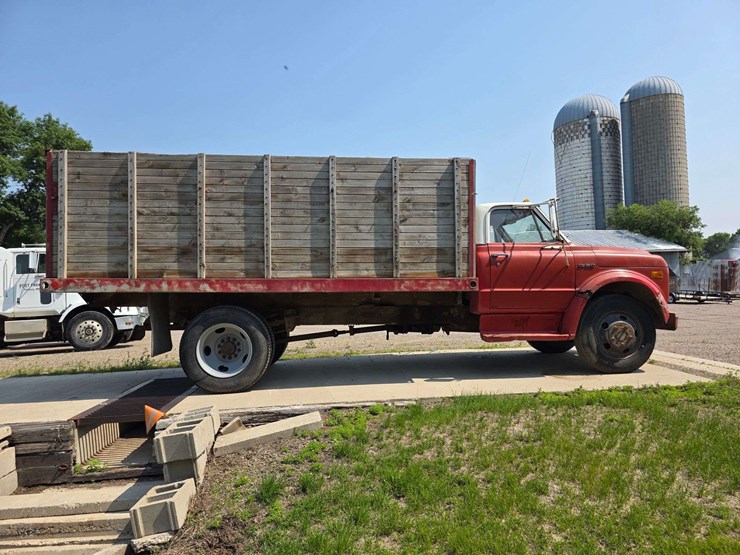 1970-chevrolet-c50-image-7