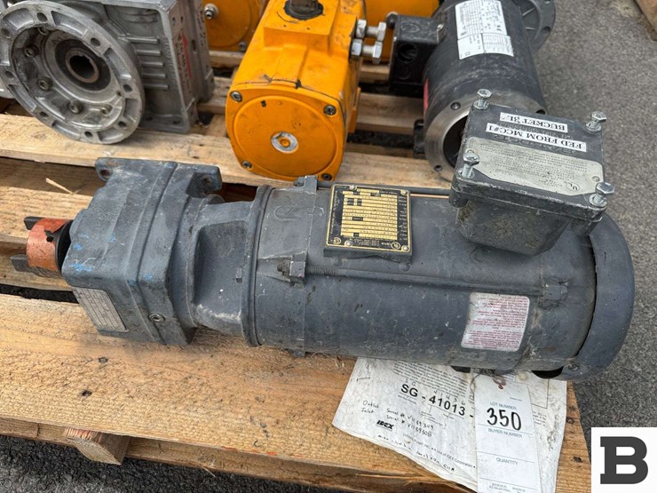miscellaneous-pneumatic-actuators,-motors-with-gearboxes-image-2