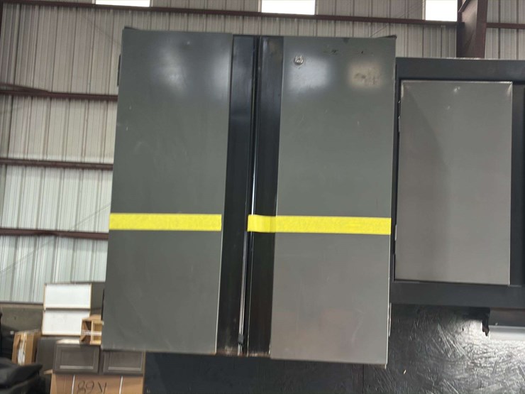 toolbox-w/-call-cabinets-image-8