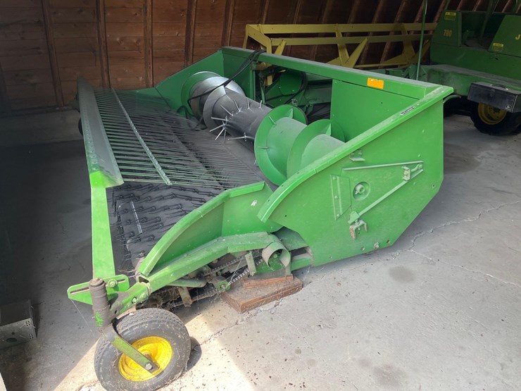 john-deere-212-image-1
