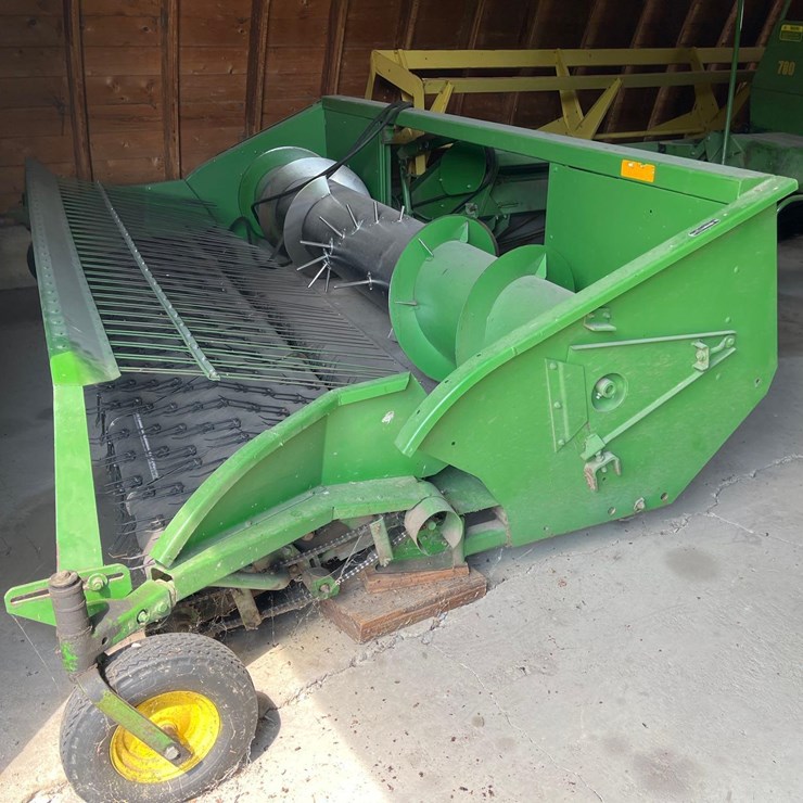 JOHN DEERE 212