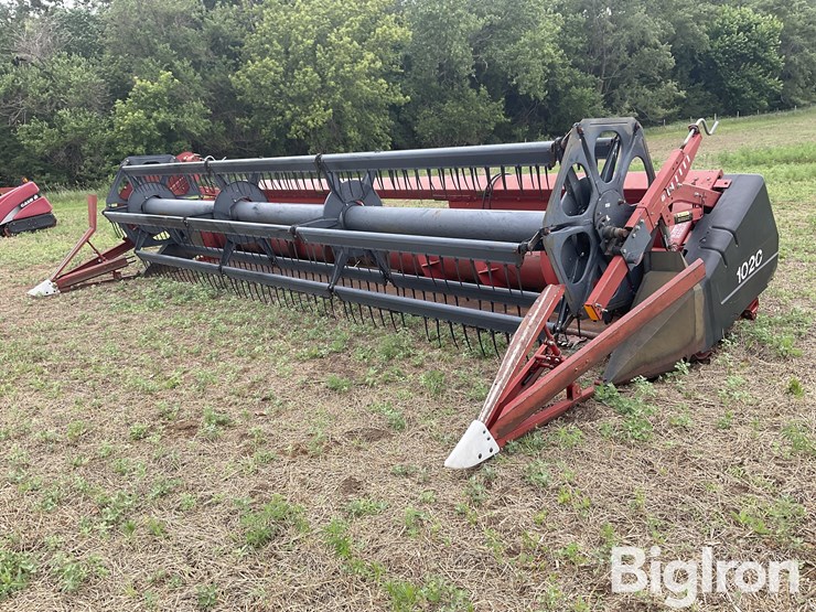 1988-case-ih-1020-image-1