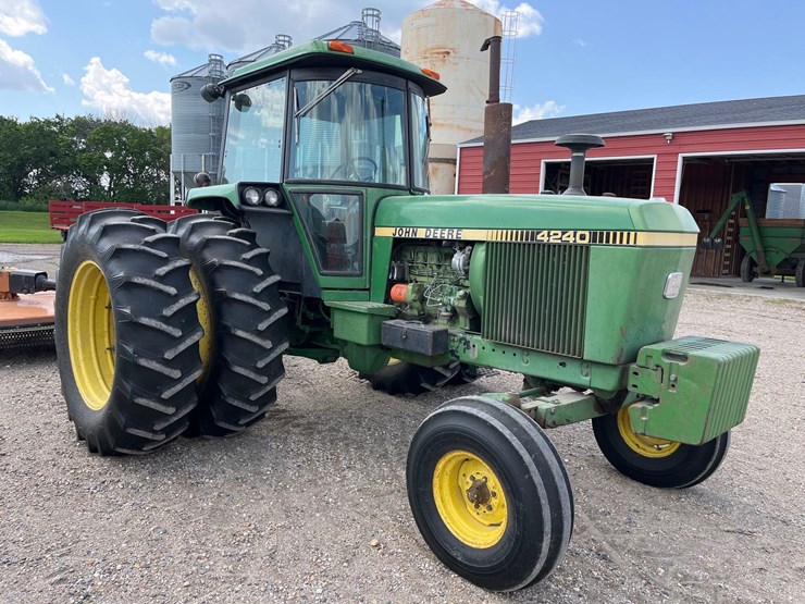 1981-john-deere-4240-image-4