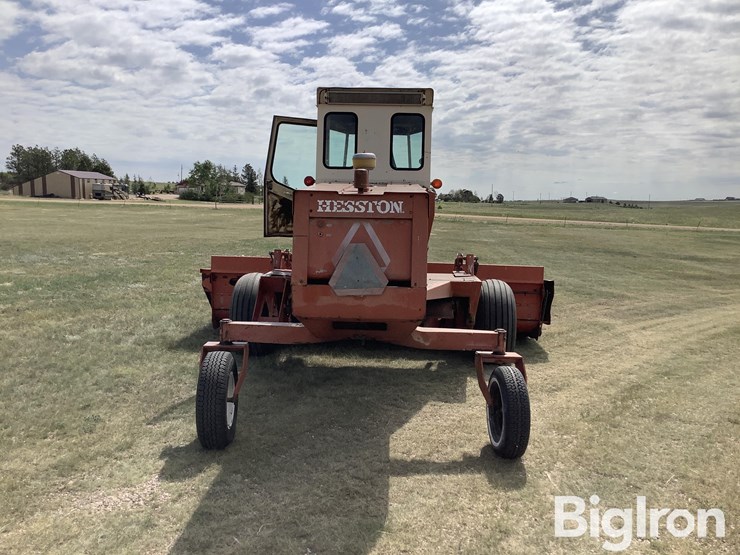 hesston-6600-image-6