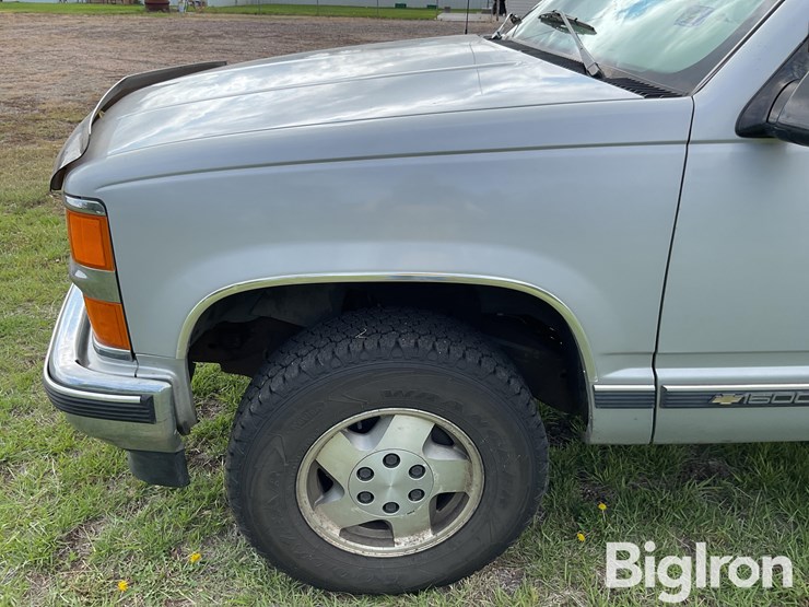 1995-chevrolet-silverado-1500-image-12