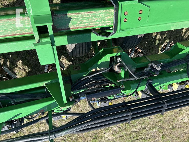 2009-john-deere-db80-image-48