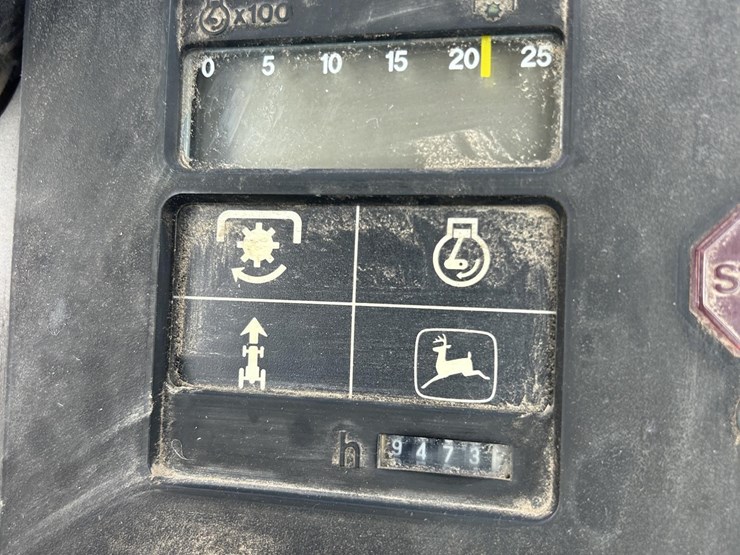 1984-john-deere-8450-image-44
