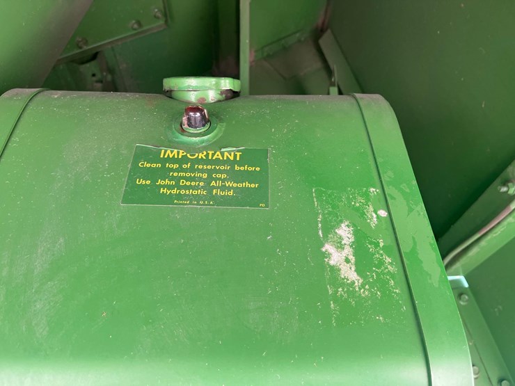 1982-john-deere-7720-image-14