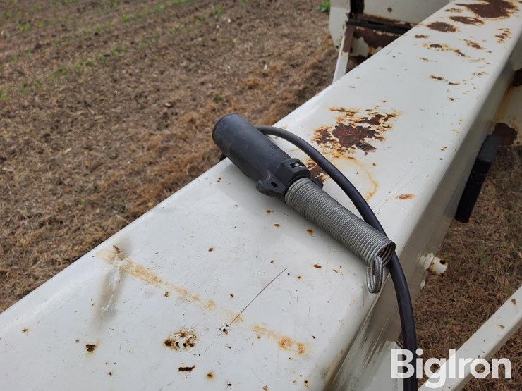 kuhn-knight-2054-image-17