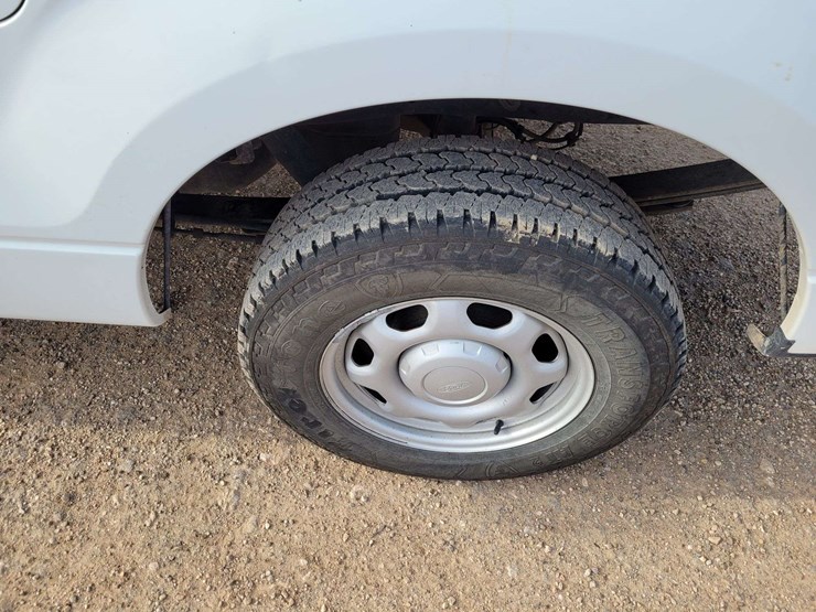 2011-ford-f150-image-16