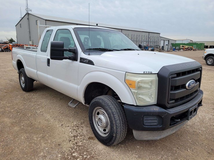 2011-ford-f350-image-2
