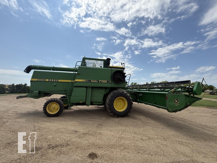 john-deere-7720-image-11