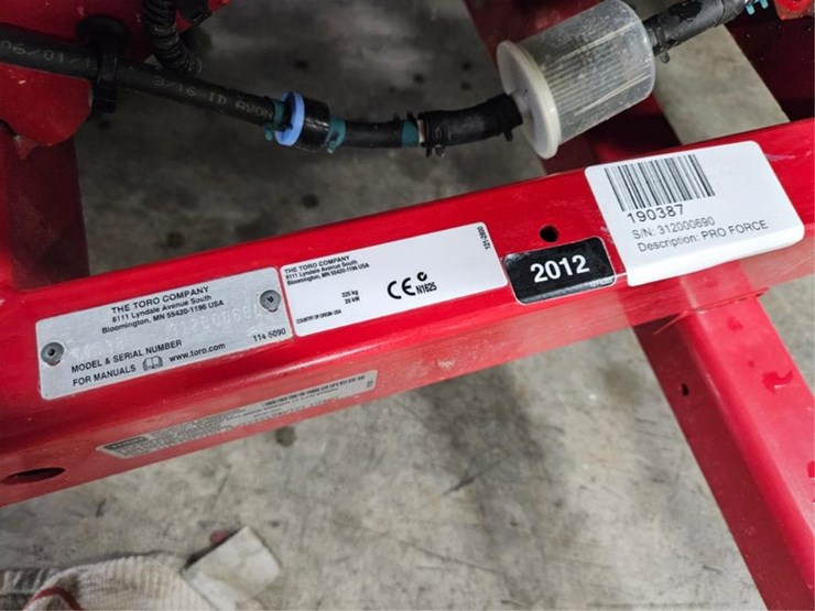 #374-•-2012-toro-pro-force-towable-blower-image-32