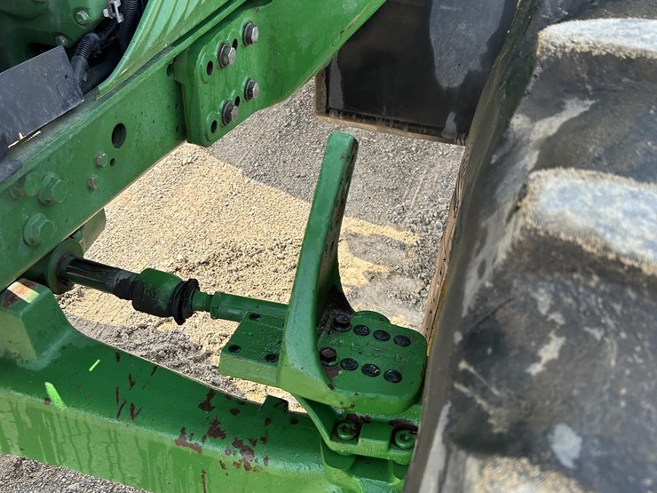 2005-john-deere-7520-image-63