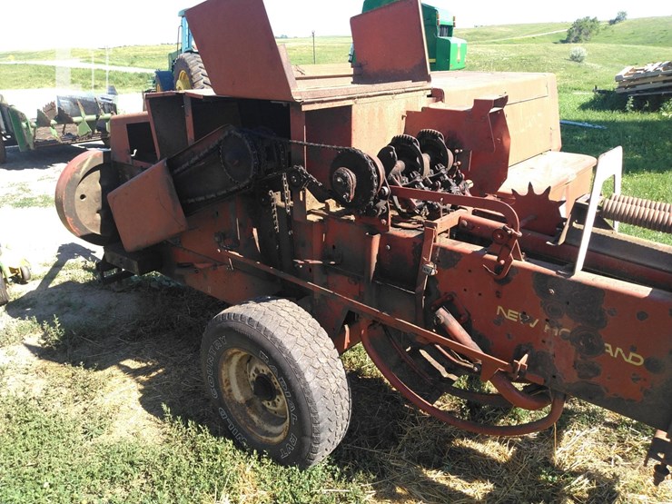 new-holland-276-image-2