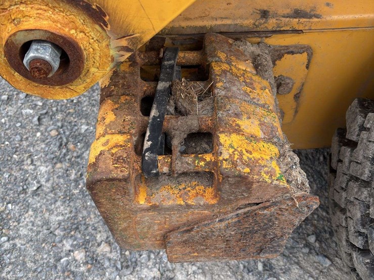 2001-john-deere-250-image-19