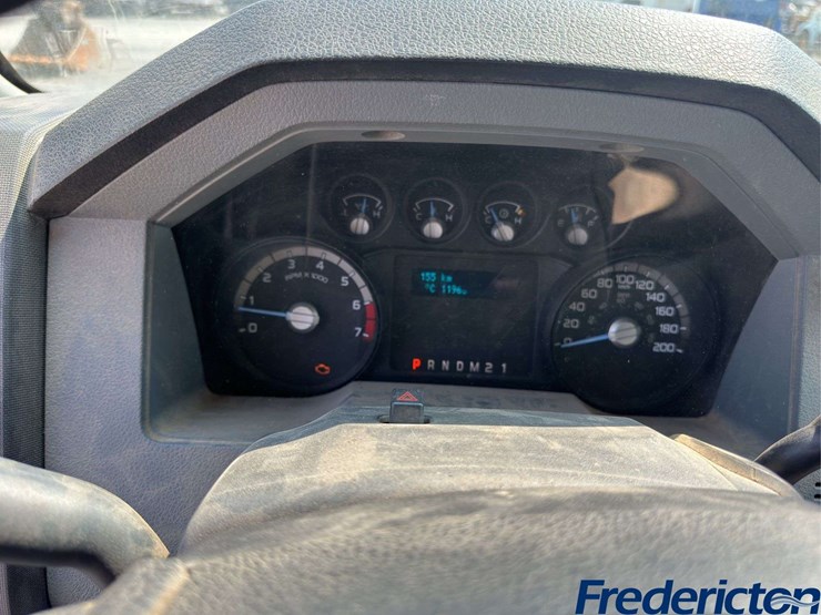 2012-ford-f350-xl-image-21
