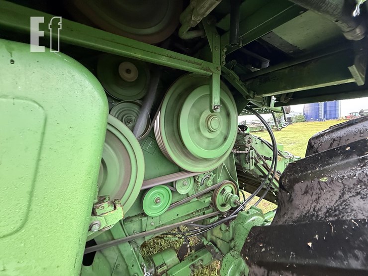 john-deere-8820-image-15