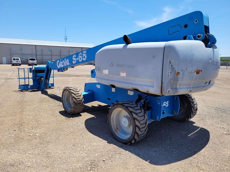 2011-genie-s65-image-14