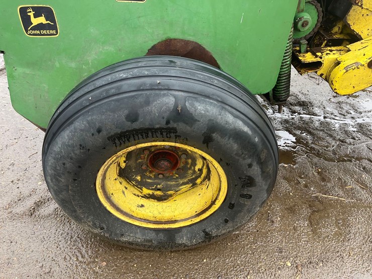 john-deere-3960-image-16