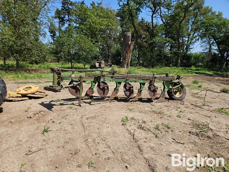 john-deere-5-image-8