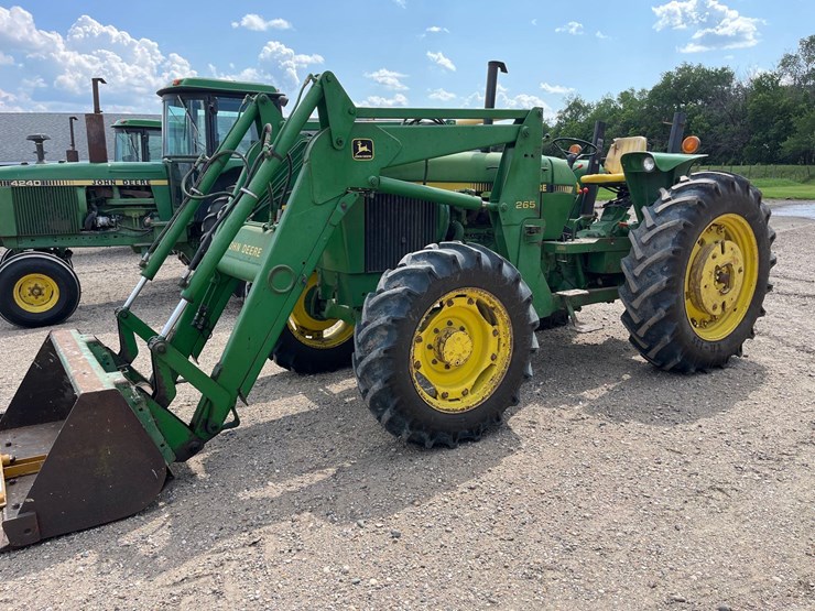 1990-john-deere-2955-image-1