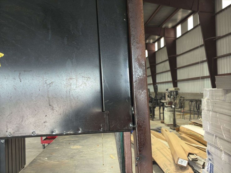 toolbox-w/-call-cabinets-image-20