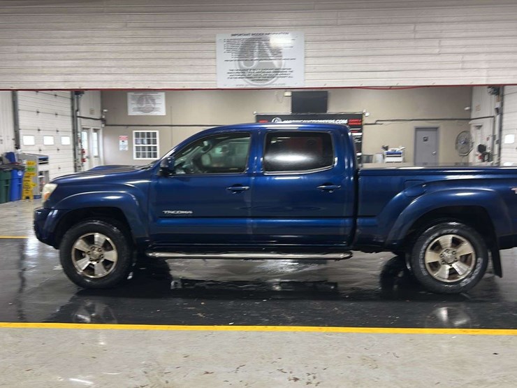2007-toyota-tacoma-image-2