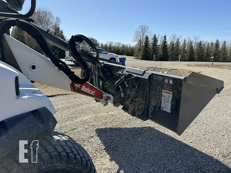 2022-bobcat-toolcat-uw56-image-8