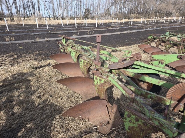 john-deere-5-image-8